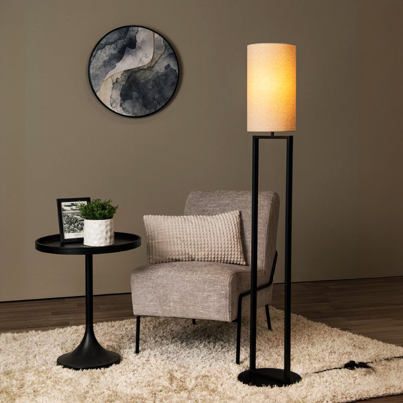 Béžová stojací lampa rustikální, Herman, s vypínačem