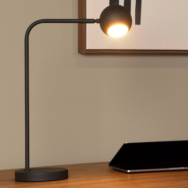 Černá nabíjecí stolní lampa moderní, Comet, 3W, LED 2700 K, s dotykovým stmívačem Černá nabíjecí stolní lampa moderní, Comet, 3W, LED 2700 K, s dotykovým stmívačem