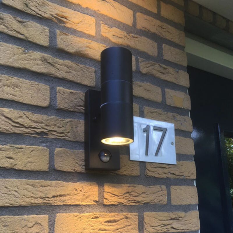 Moderní venkovní nástěnné světlo se senzorem pohybu černé, Pedro, IP44
