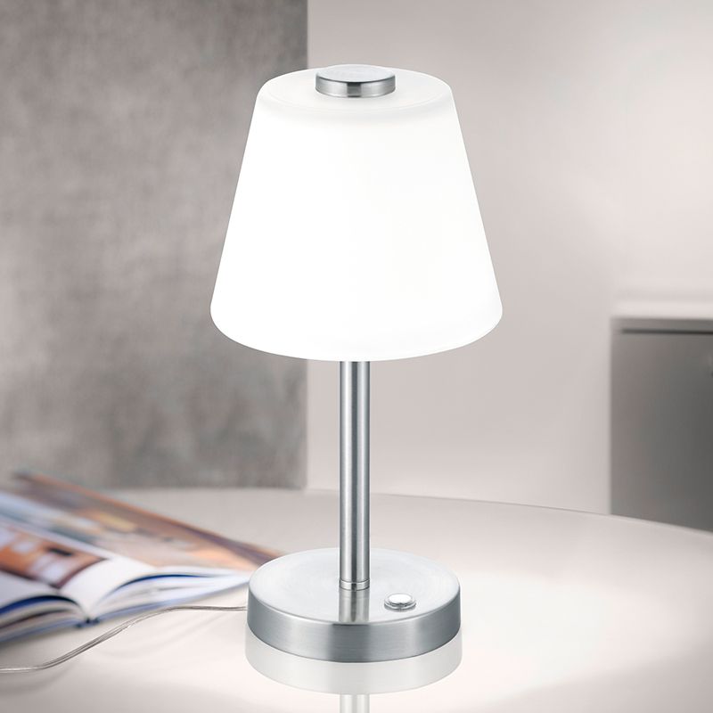 Niklová stolní lampa moderní, Liv, 4W, LED 3000 K, s vypínačem Niklová stolní lampa moderní, Liv, 4W, LED 3000 K, s vypínačem