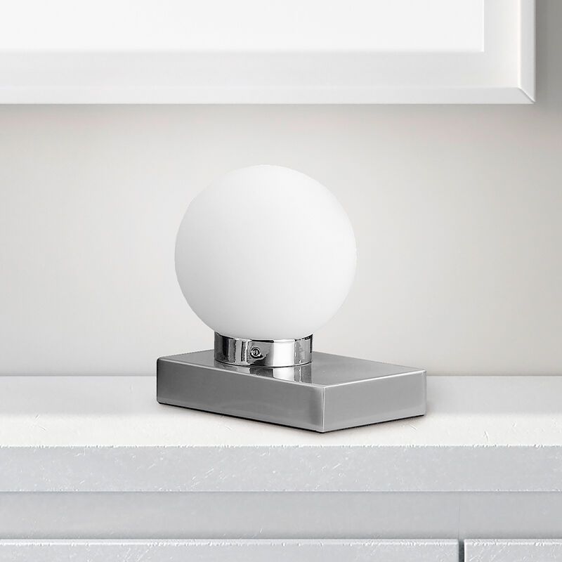 Niklová stolní lampa moderní, Jullian, s vypínačem