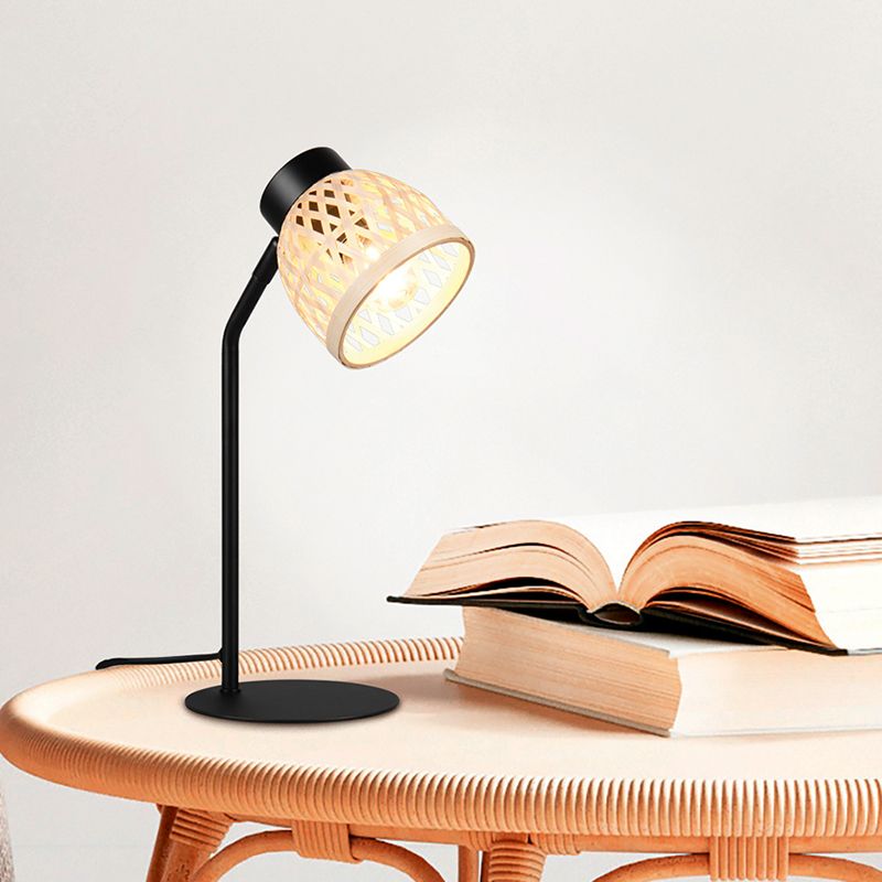 Ratanová stolní lampa hnědá, Laut, s vypínačem