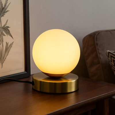 Designová stolní lampa bílá, Stacy, s vypínačem