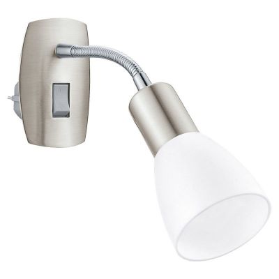 Plastová nástěnná lampa do zásuvky niklová, Alem, s vypínačem