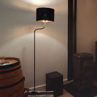 Černá stojací lampa moderní, Jeany, s vypínačem