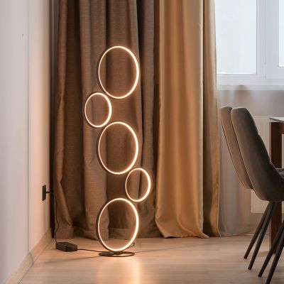 Černá stojací lampa moderní, Robon, 36W, LED 3000 K, s vypínačem