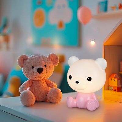Růžová stolní lampa do dětského pokoje plastová, Lumibear, 0,3W, LED RGB, s vypínačem